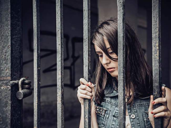 You can now go to jail for sending those social media messages